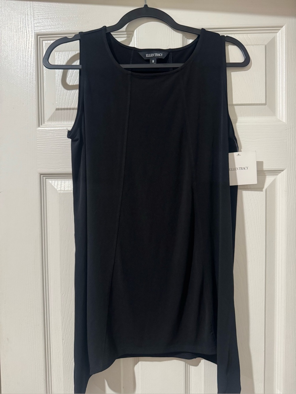 Ellen Tracy black sleeveless top. Shark bite hem. NWT Med